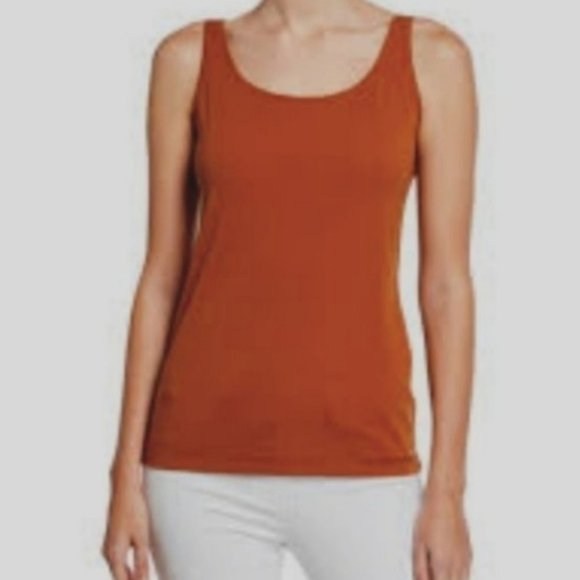 Jana Brown Scoop-Neck Ribbed Tank Top - Picture 9 of 9